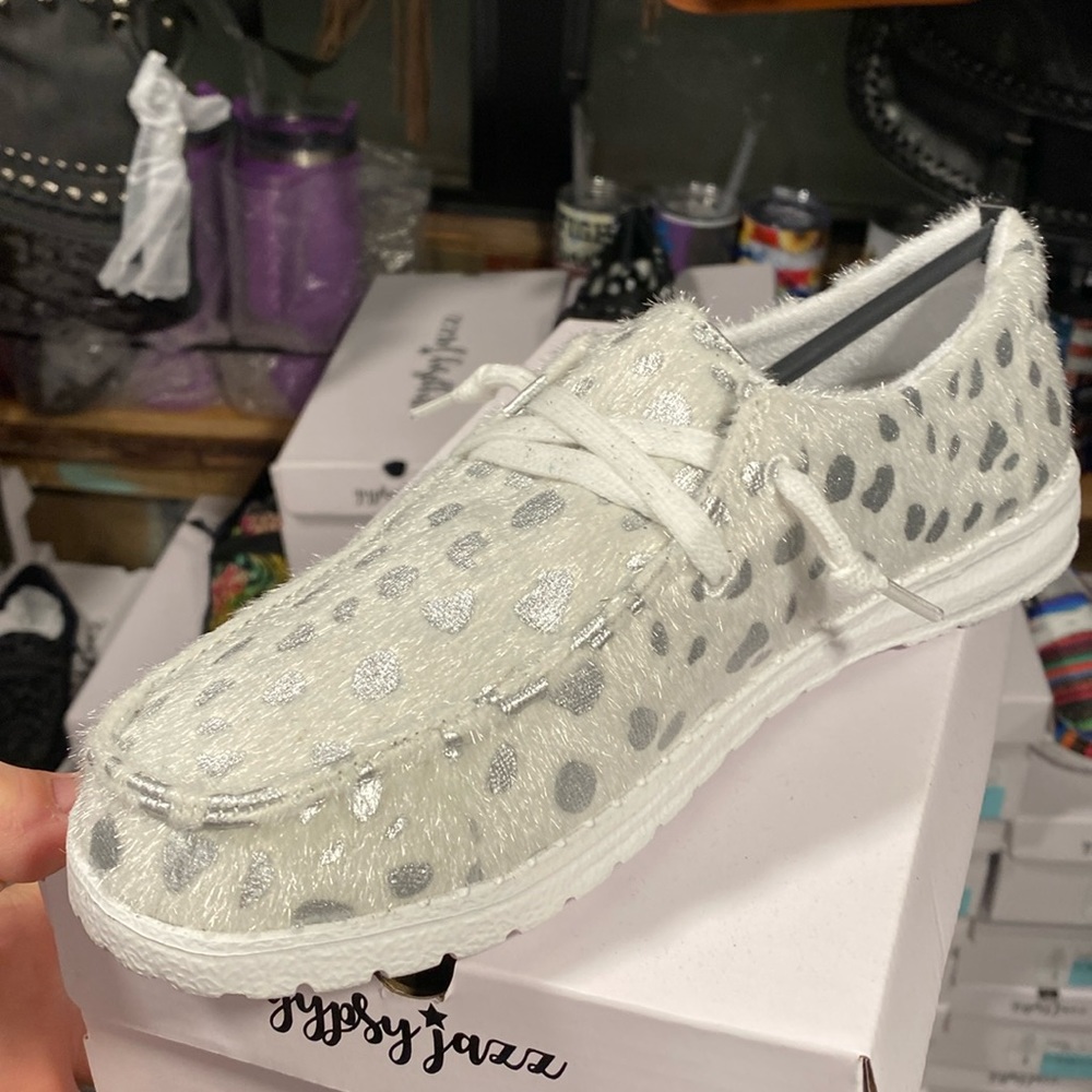 NEW Gypsy Jazz Montana white silver slip on with back